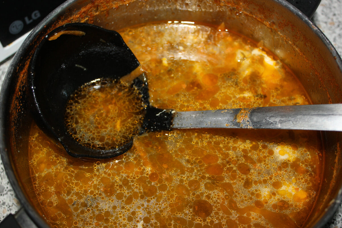 Что делать, если пересолили мясо или рыбу: все способы