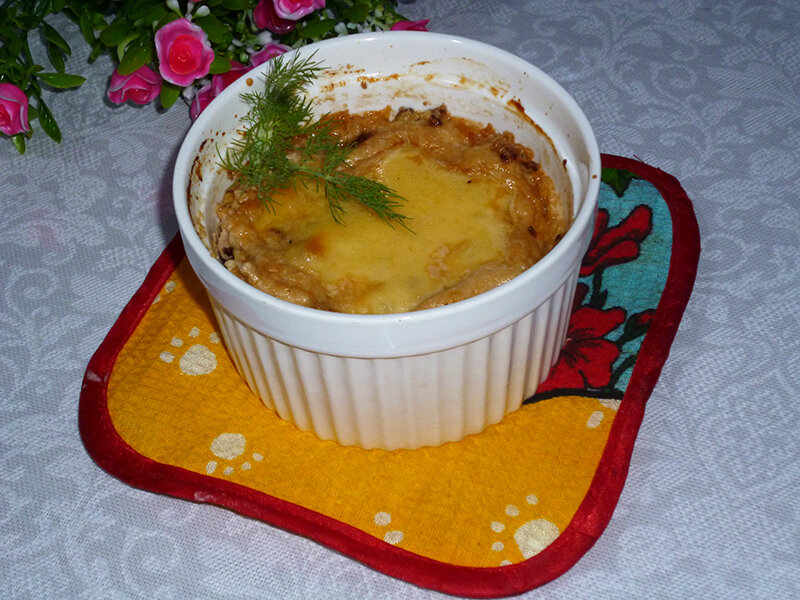 Рецепты грибных жульенов в обычных и картофельных кокотницах