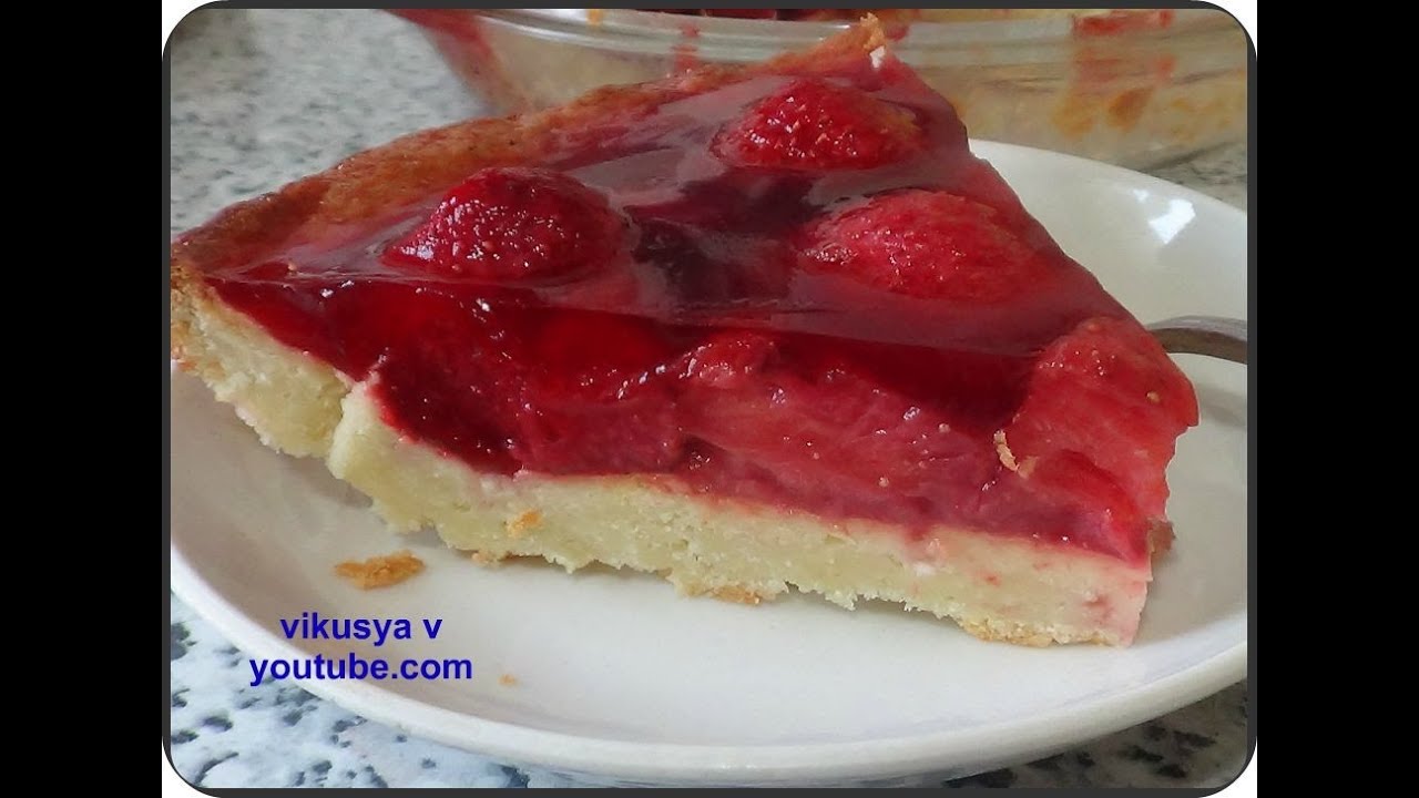 Пирог с клубникой в духовке – 7 быстрых и вкусных рецептов