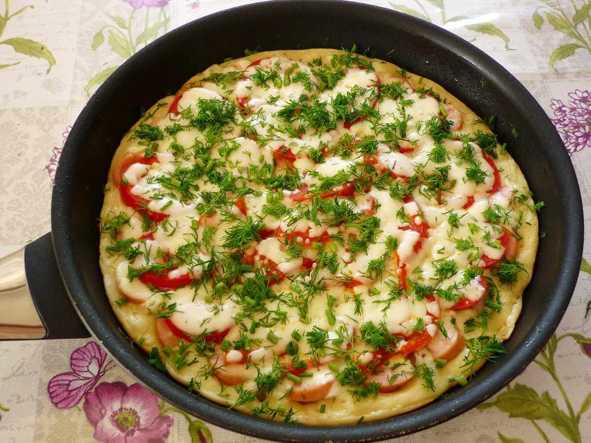Пицца на сковороде за 10 минут – 8 рецептов быстрой и вкусной пиццы