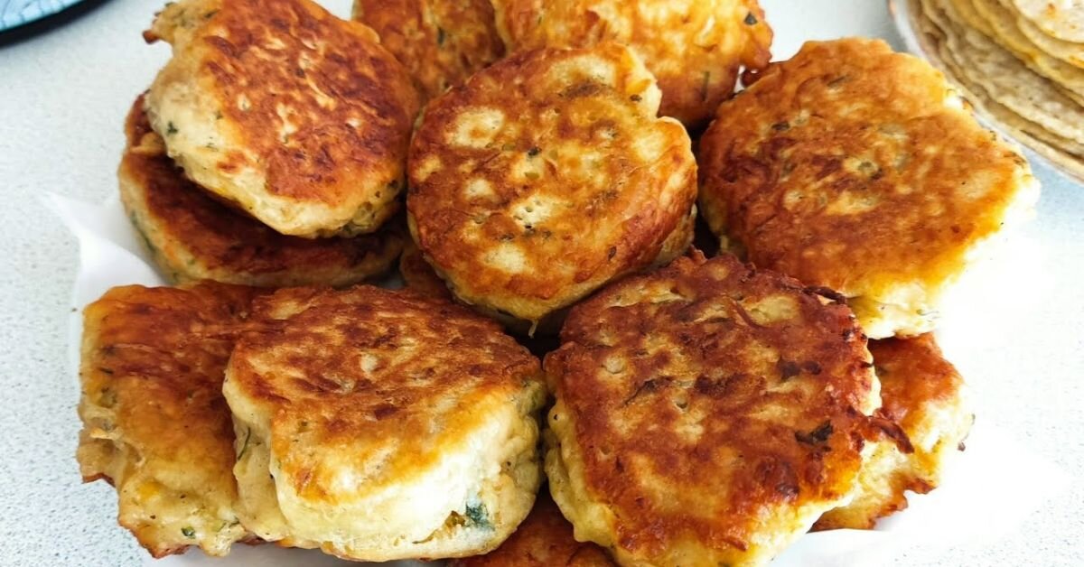 Пирожки с яйцом и зеленым луком жареные на сковороде: вкусные рецепты