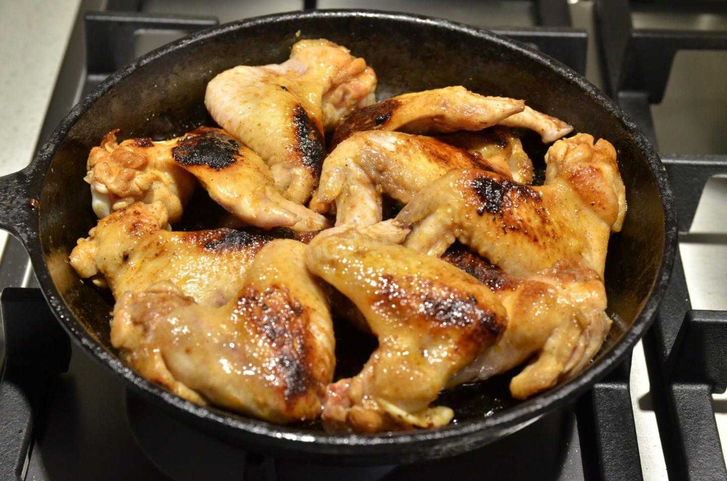 Крылышки в духовке в панировке: хрустящие и очень вкусные