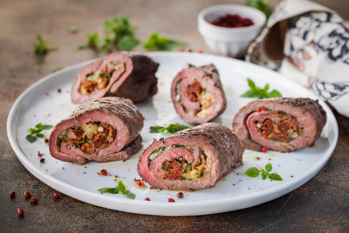 10 идей самых вкусных начинок для куриных рулетиков - пошаговые рецепты с фото