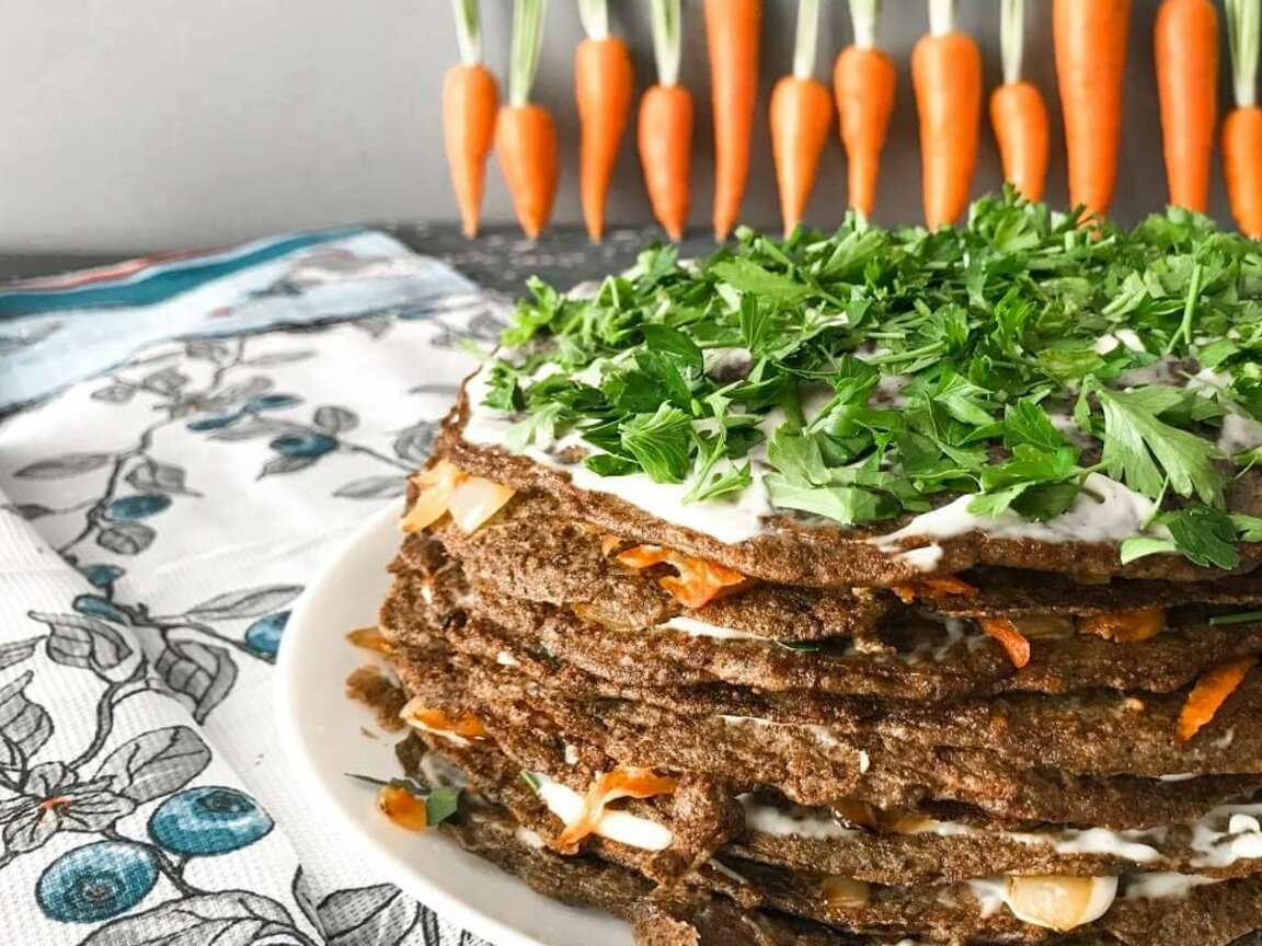 Печеночный торт из куриной печени — 7 очень вкусных рецептов