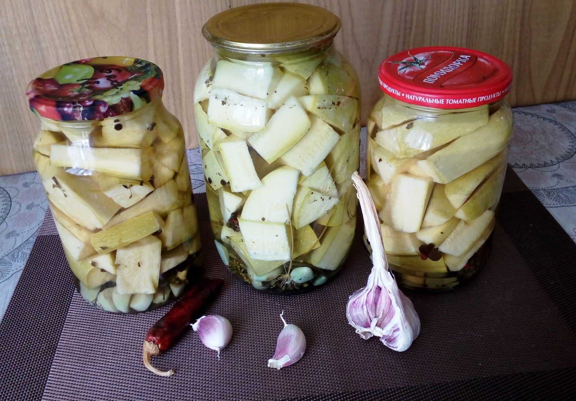 Кабачки по-корейски на зиму — 5 самых вкусных рецептов
