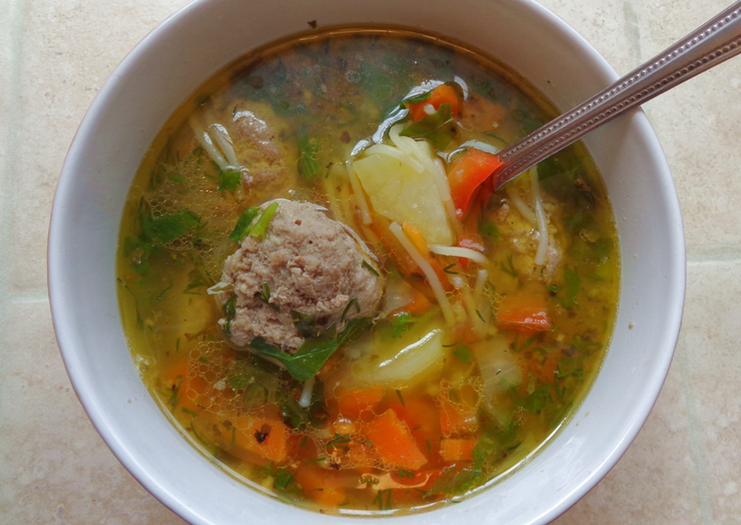 20 рецептов фасолевых супов на любой вкус