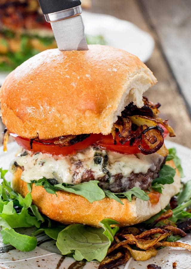 Blue cheese burger {healthy burger with black beans} – wellplated.com