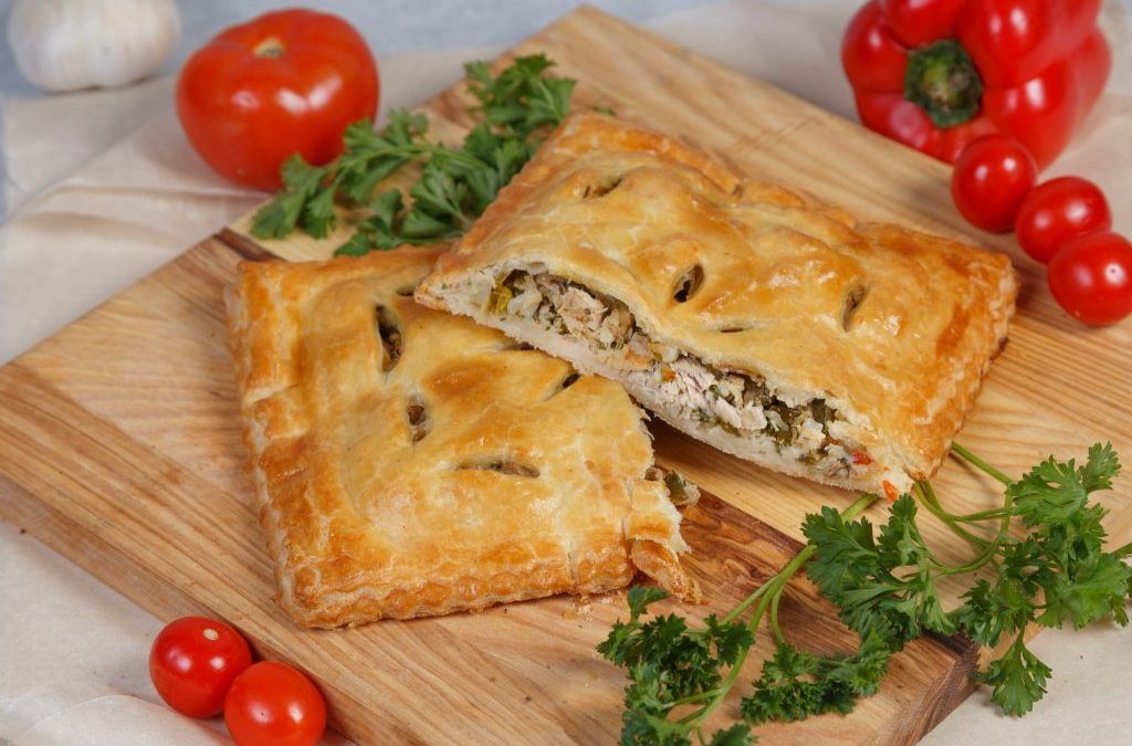 Пирог из слоёного теста с капустой ⋆ готовим вкусно, красиво и по-домашнему!