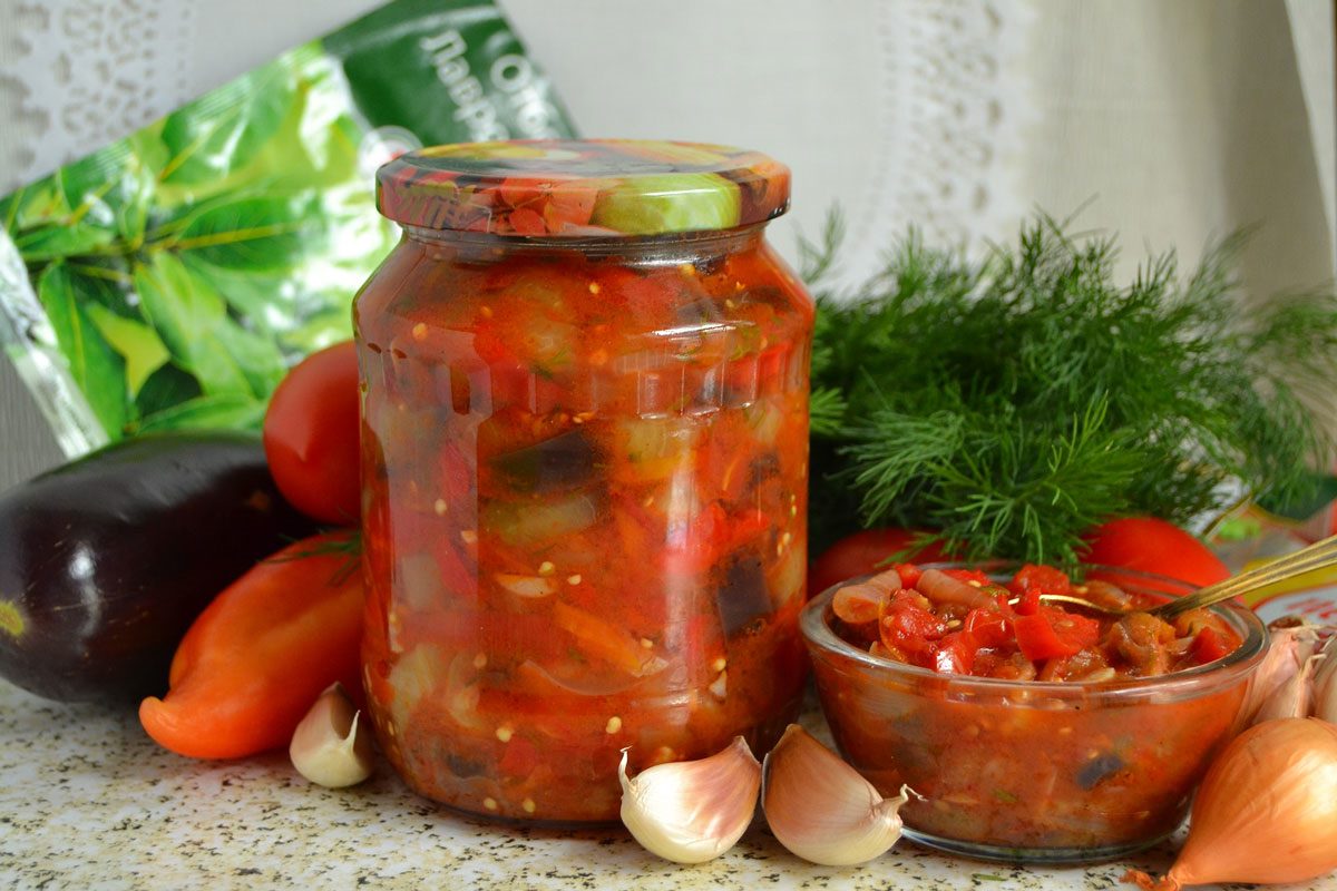 Баклажаны с фасолью на зиму: 5 очень вкусных рецептов салата