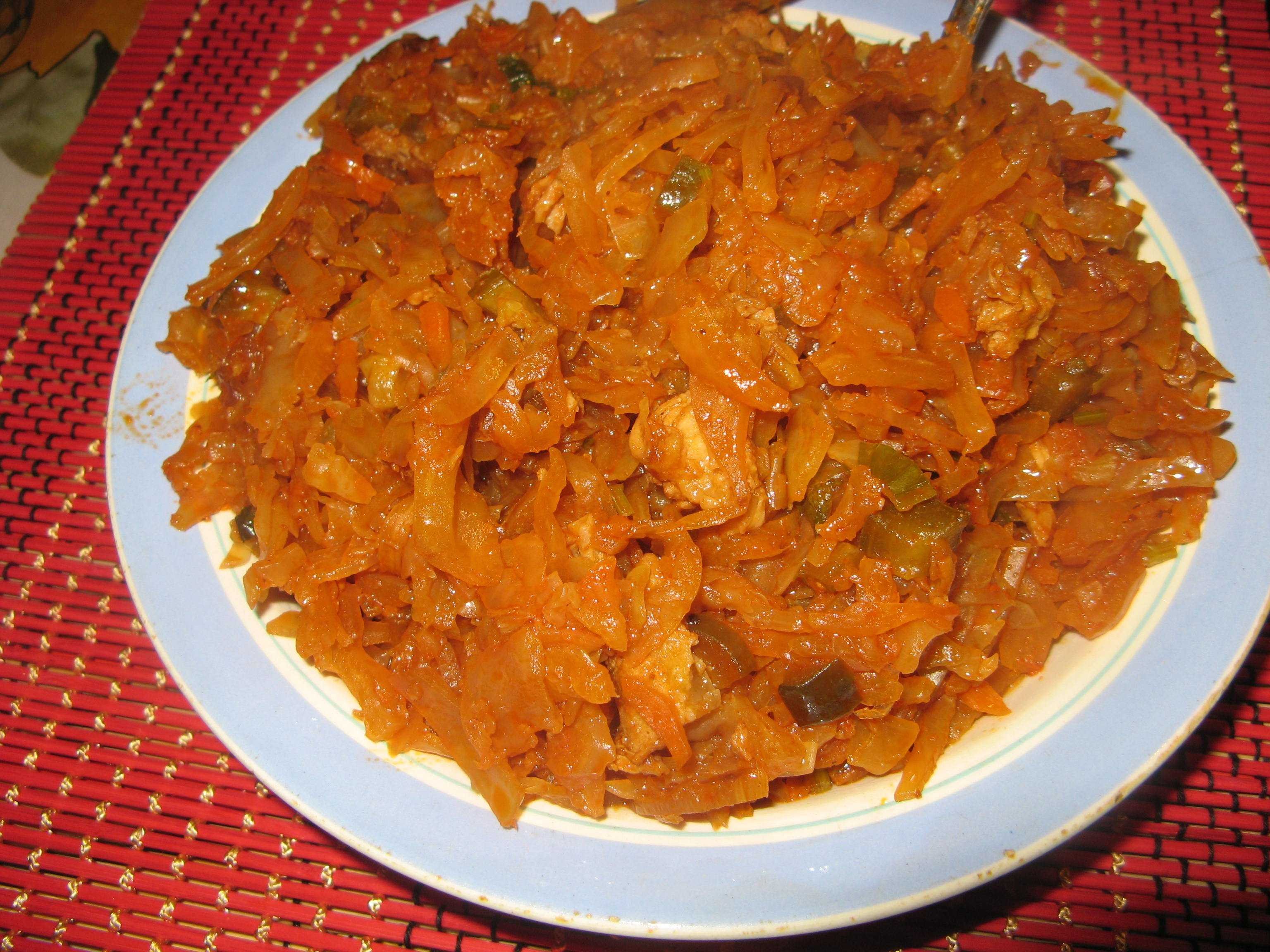 Тушеная капуста: очень вкусные классические рецепты