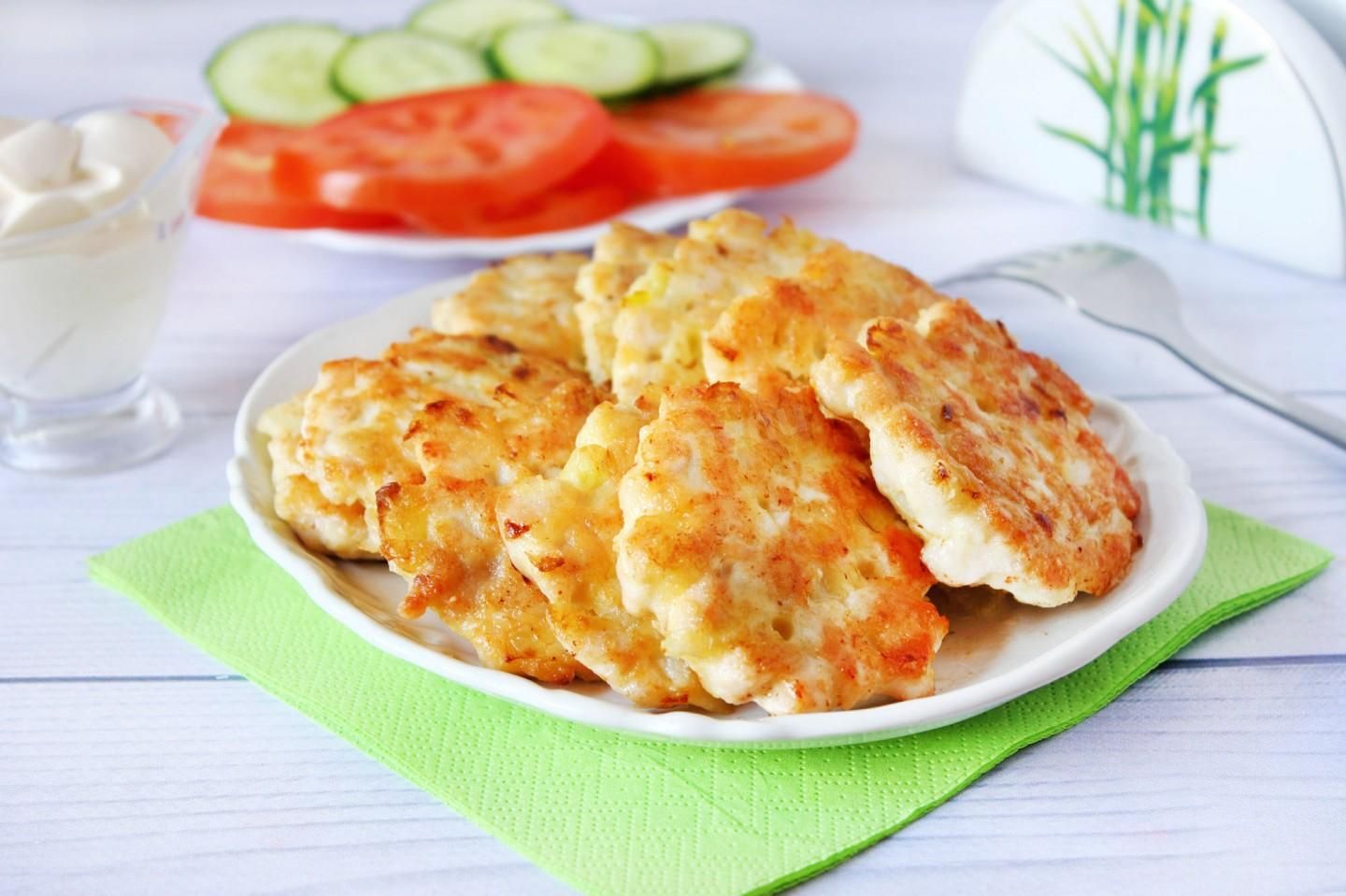 Котлеты из куриного фарша. пошаговые рецепты вкусных и сочных куриных котлет на сковороде