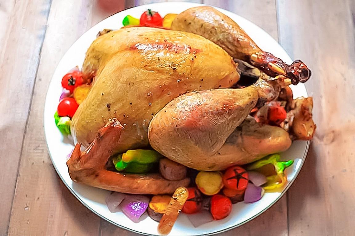 Индейка тушенная с черносливом блюдо с пикантным вкусом Готовить можно разными способами а также использовать любые части птицы тушку целиком кусочки с косточкой