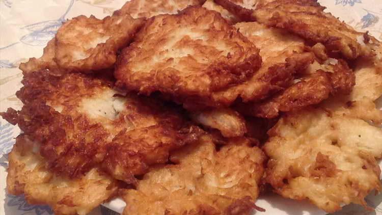 Оладьи из патиссонов: рецепты с фото, из кабачков с сыром и чесноком, как приготовить быстро и вкусно без яиц необычные оладьи из патиссонов для всей семьи