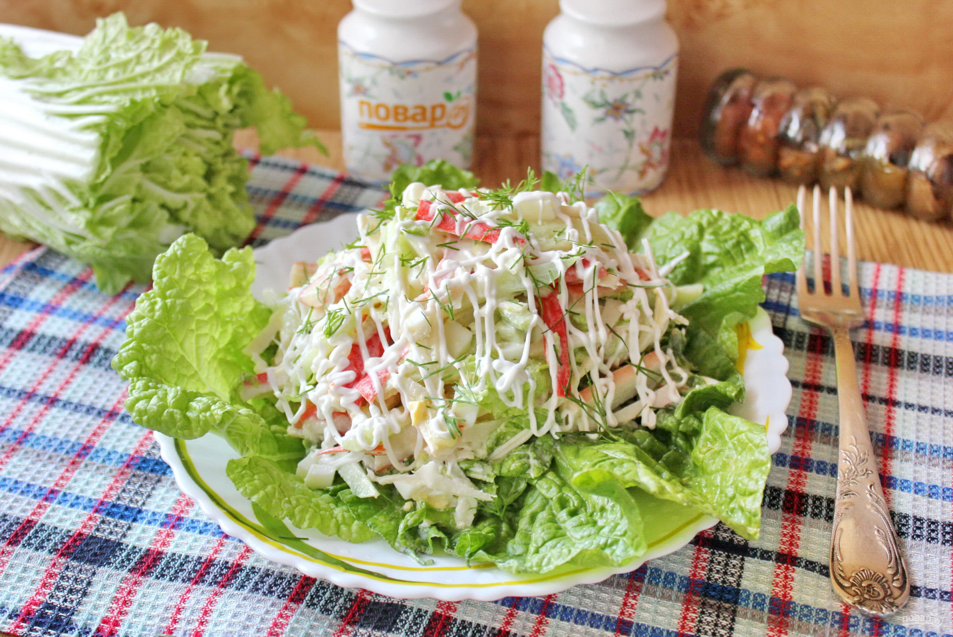 Салат с пекинской капустой, крабовыми палочками и кукурузой: рецепты