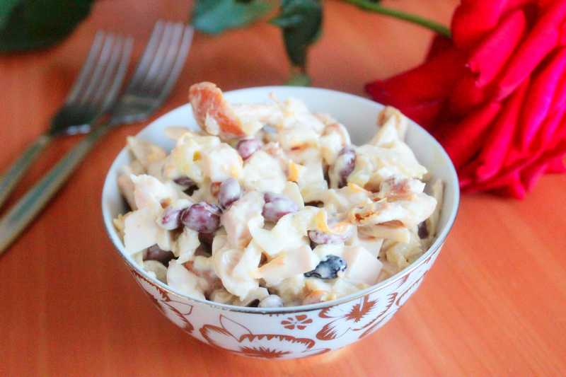 Рецепт салата столичный с копченой курицей