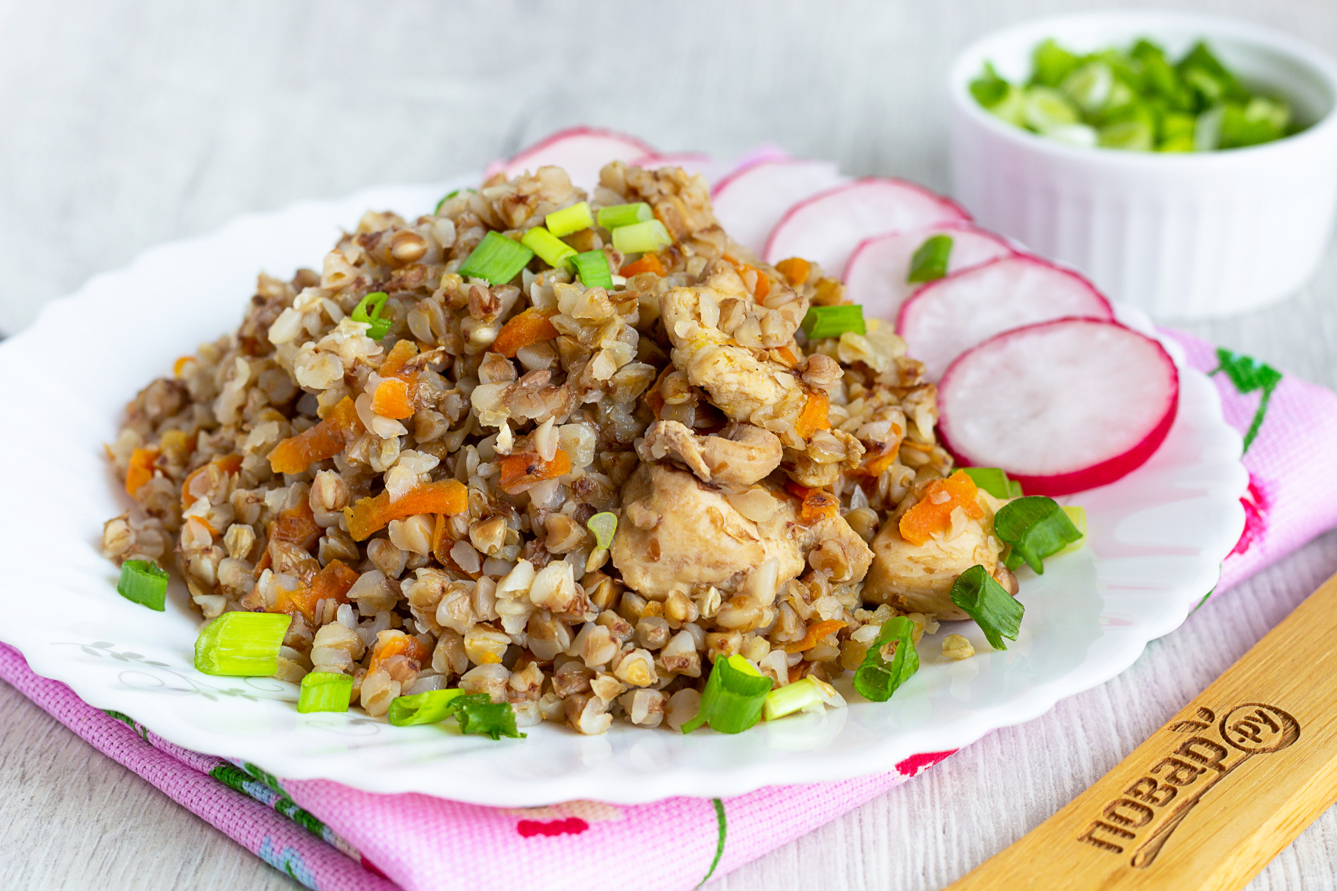 Гречка с курицей в духовке