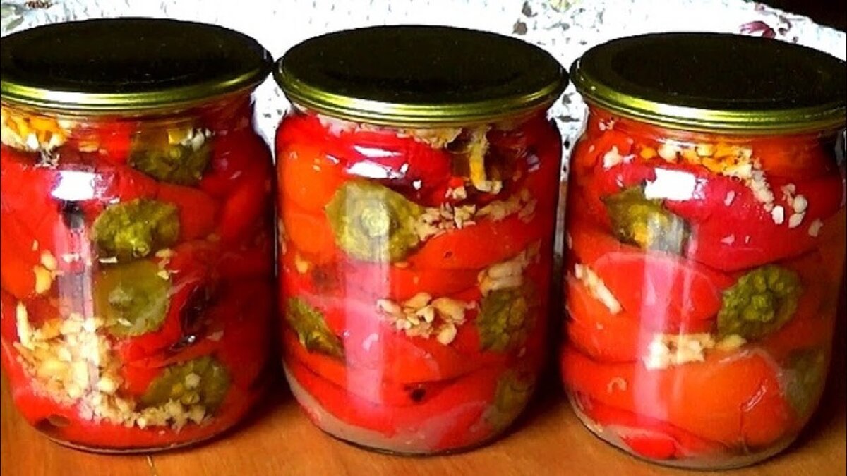 Сырая аджика из болгарского перца без помидоров - рецепт с фото