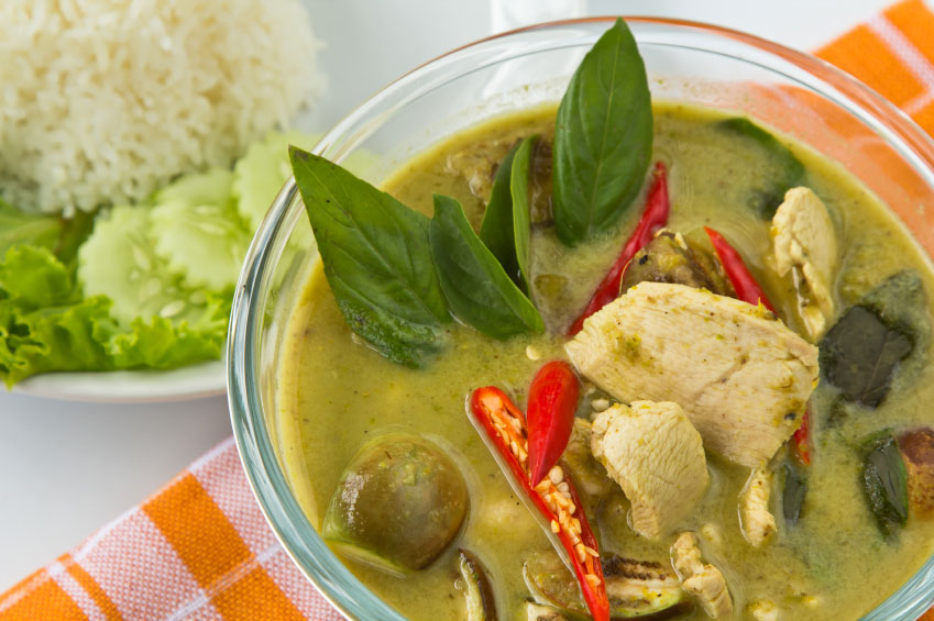 Зелёный карри с курицей по-тайски - книга рецептов вкусно!