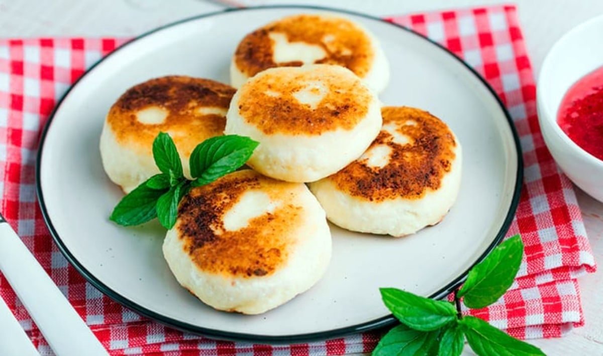 Сырники с голубикой и овсяной мукой - рецепт с фотографиями - patee. рецепты