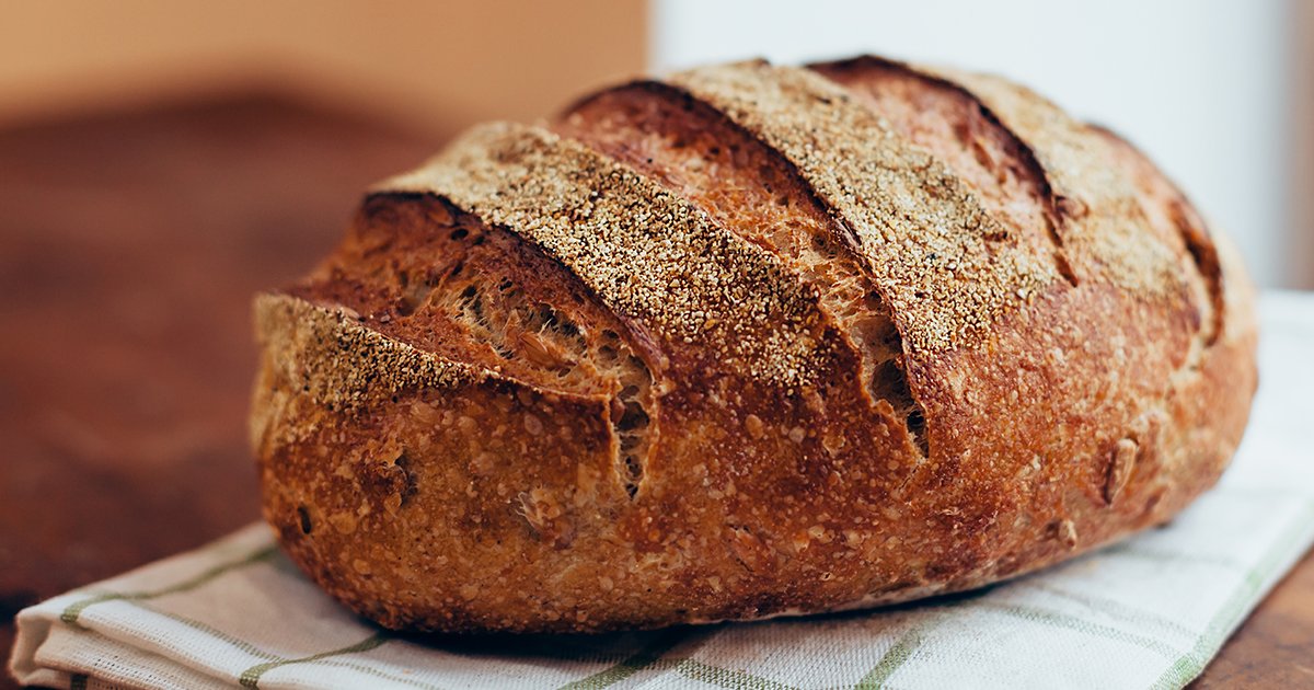 Хлеб в хлебопечке — 12 простых и самых вкусных рецептов 