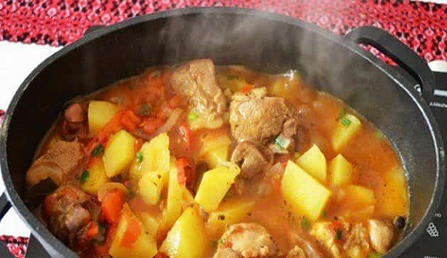 Свинина с картошкой в мультиварке — 8 рецептов приготовления