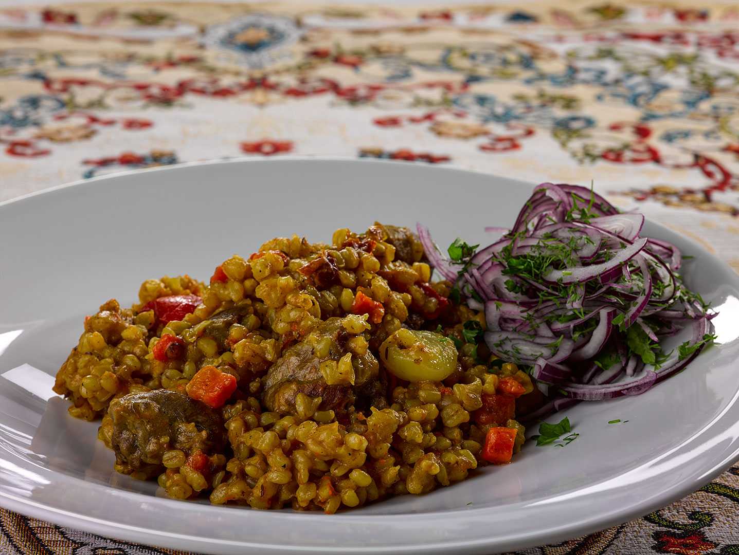 Плов из свинины с перловкой в духовке. плов из перловки с мясом | домашние рецепты