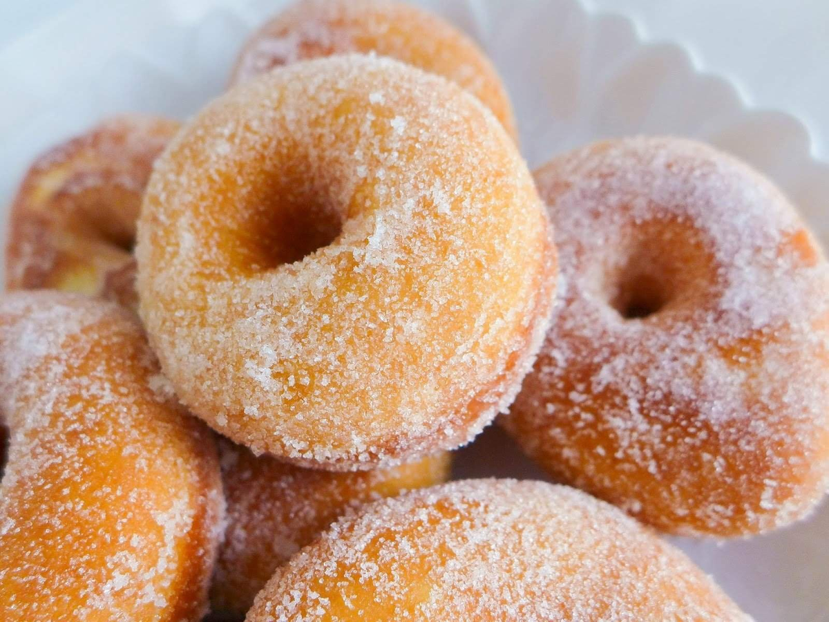 Как сделать пончики: 7 вкуснейших рецептов и множество советов