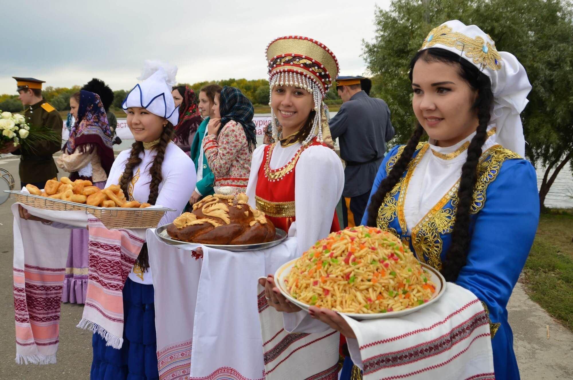 Особенности национального гастротуризма. что попробовать в регионах россии | ассоциация туроператоров