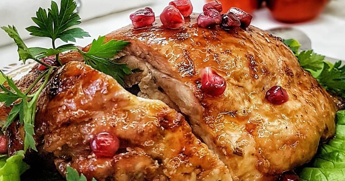 Индейка с баклажанами и соусом песто | totrecept.com