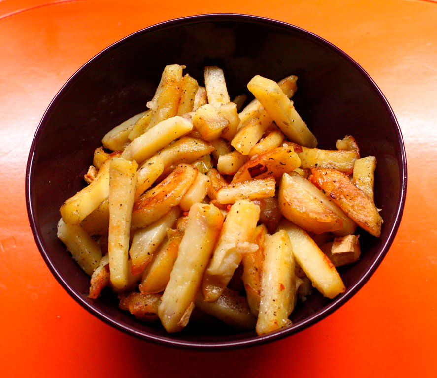 Приготовление невероятно вкусной картошки по деревенски в мультиварках редмонд и поларис. лучшие рецепты с фото