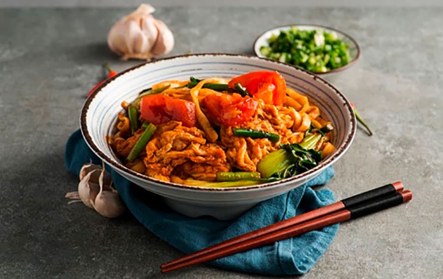 Топ-5 вкуснейших азиатских супов: тайский, японский, вьетнамский, корейский
