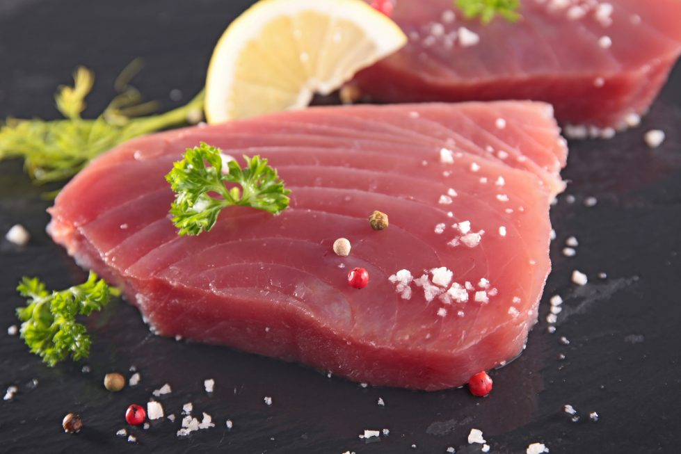 Тунец: полезные и опасные свойства рыбы | food and health