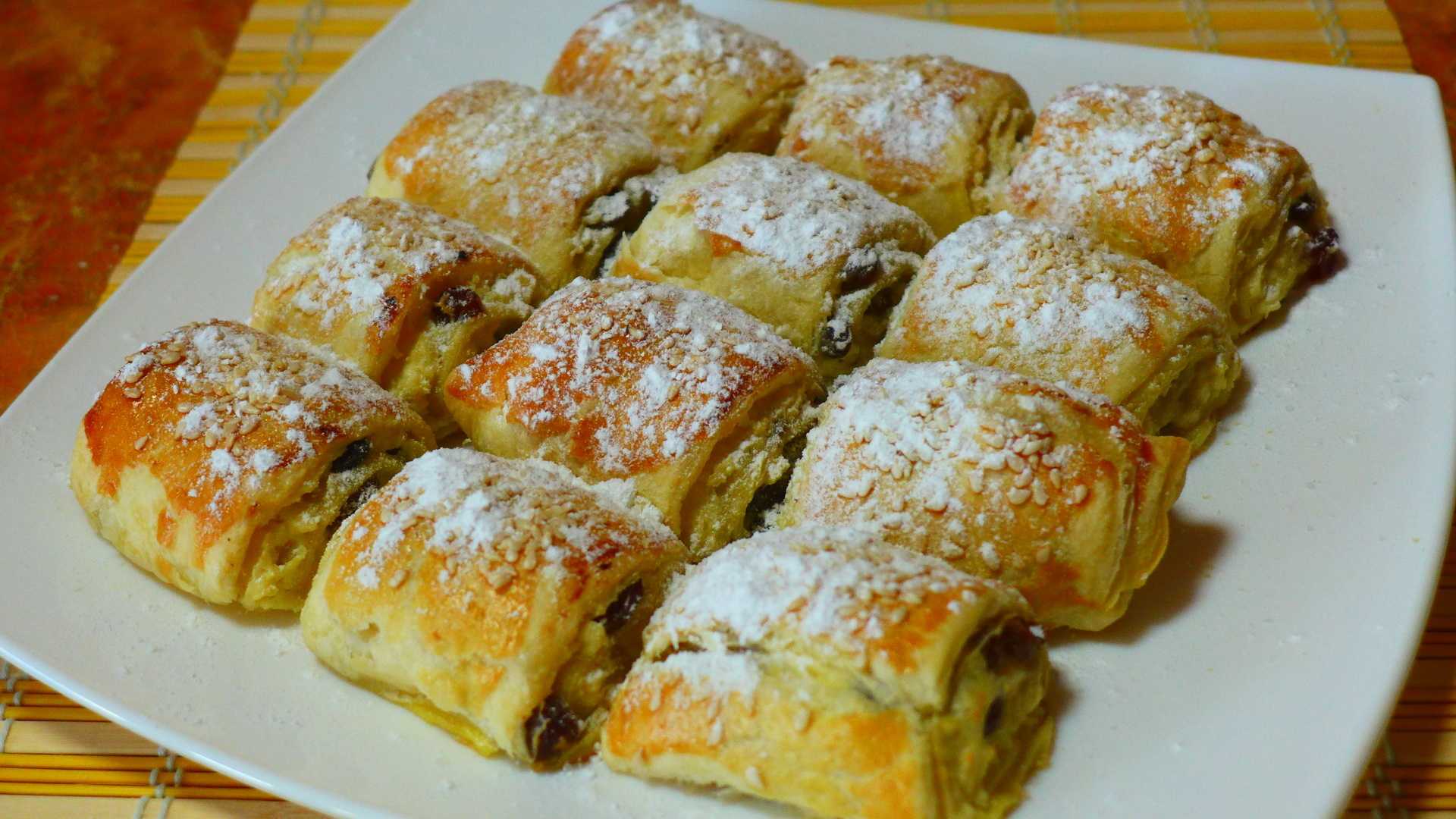 Выпечка из слоеного теста - самые простые рецепты с начинкой