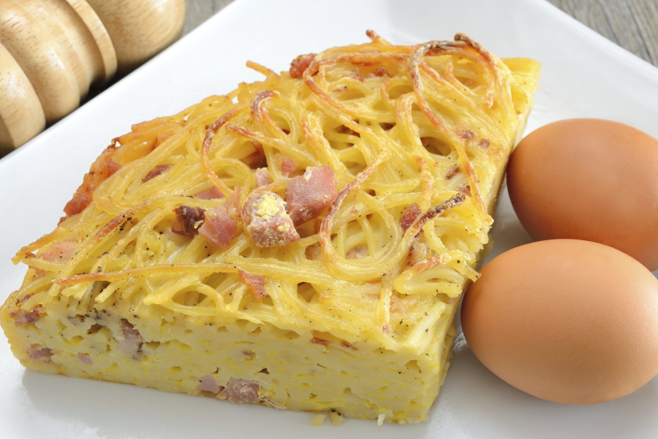 Макароны с яйцом – 8 быстрых и вкусных рецептов