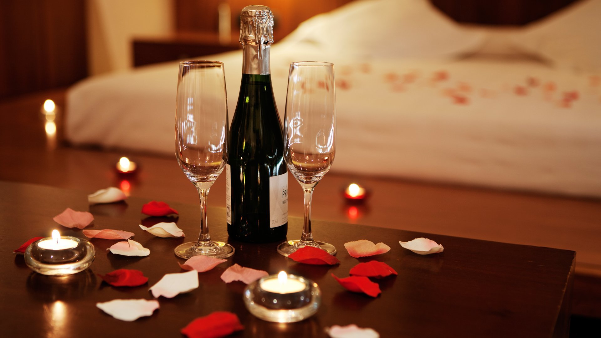 Романтический ужин на двоих в домашних условиях