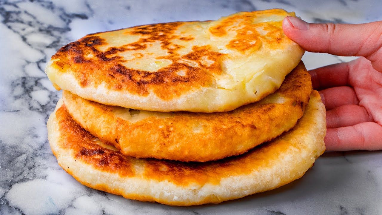 Домашние лепешки на сковороде вместо хлеба - быстро, просто, вкусно