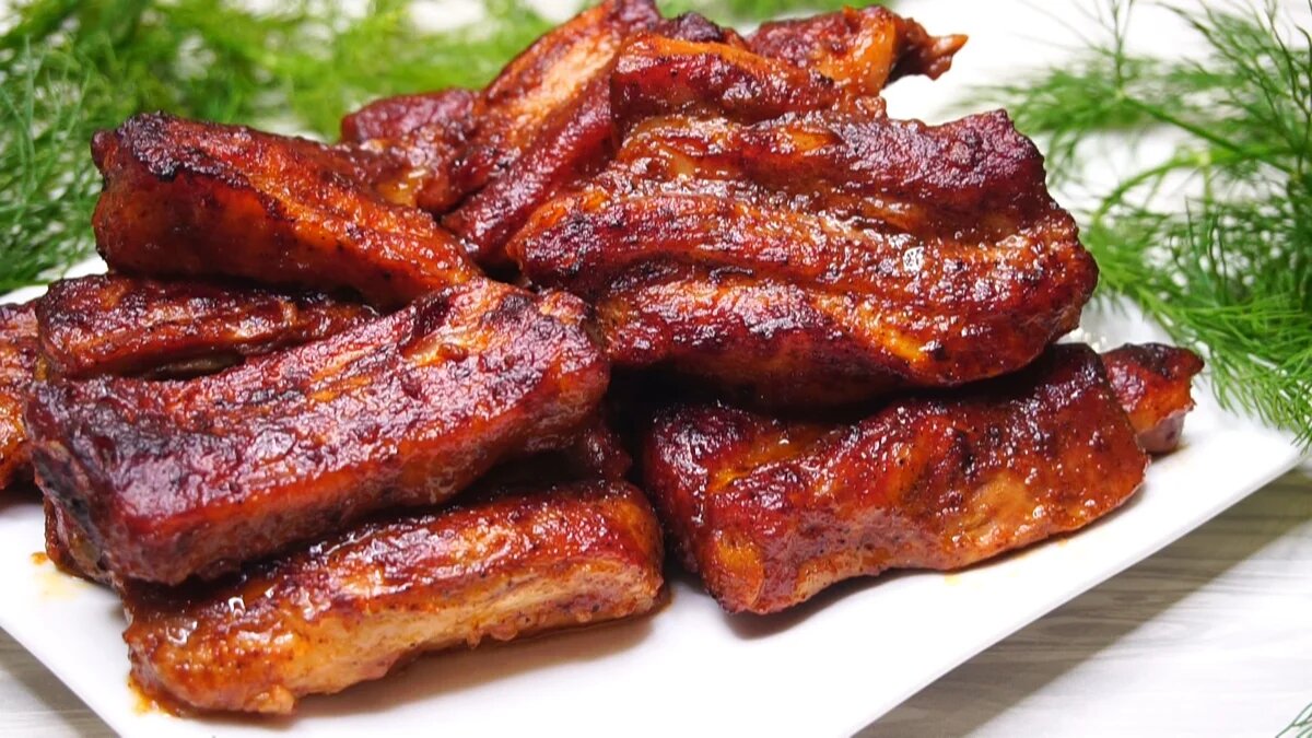 Свиные ребра в духовке: сочные и вкусные рецепты