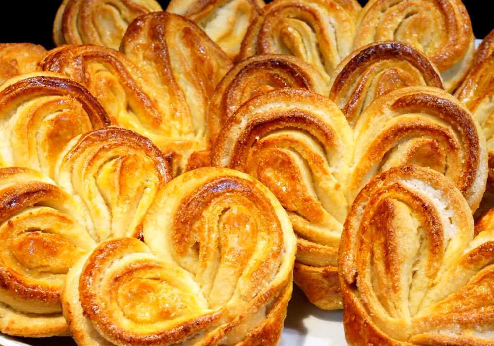 Плюшка московская – вкусняшка не только для столицы. рецепты московской плюшки по госту, с вареньем, маком, корицей и кремом - автор екатерина данилова - журнал женское мнение