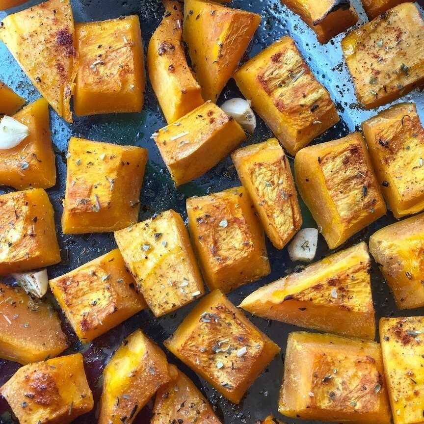 Тыква запеченная в духовке кусочками : 8 вкусных и быстрых рецептов