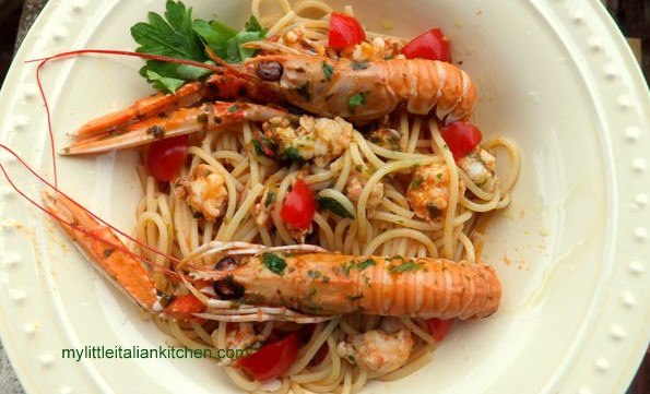 Рецепт филе морского языка со шпинатным соусом бешамель и лангустинами