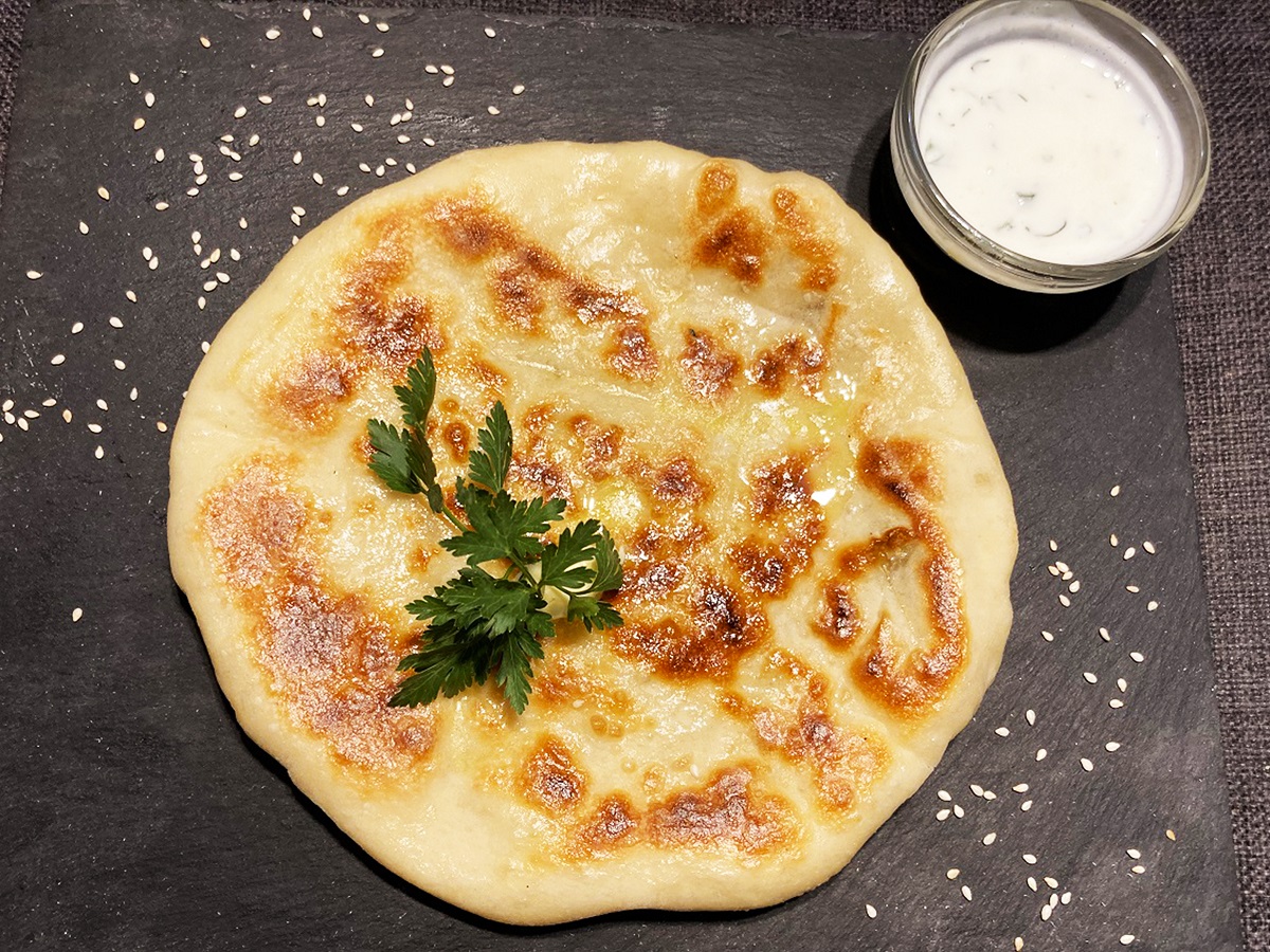 Балкарские хычины с сыром и зеленью: рецепт приготовления