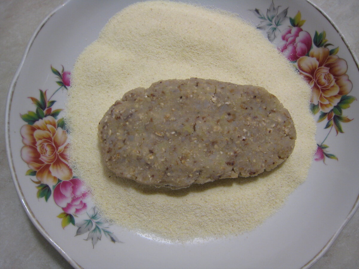 Котлеты с манкой вместо хлеба: рецепт из мясного фарша с фото