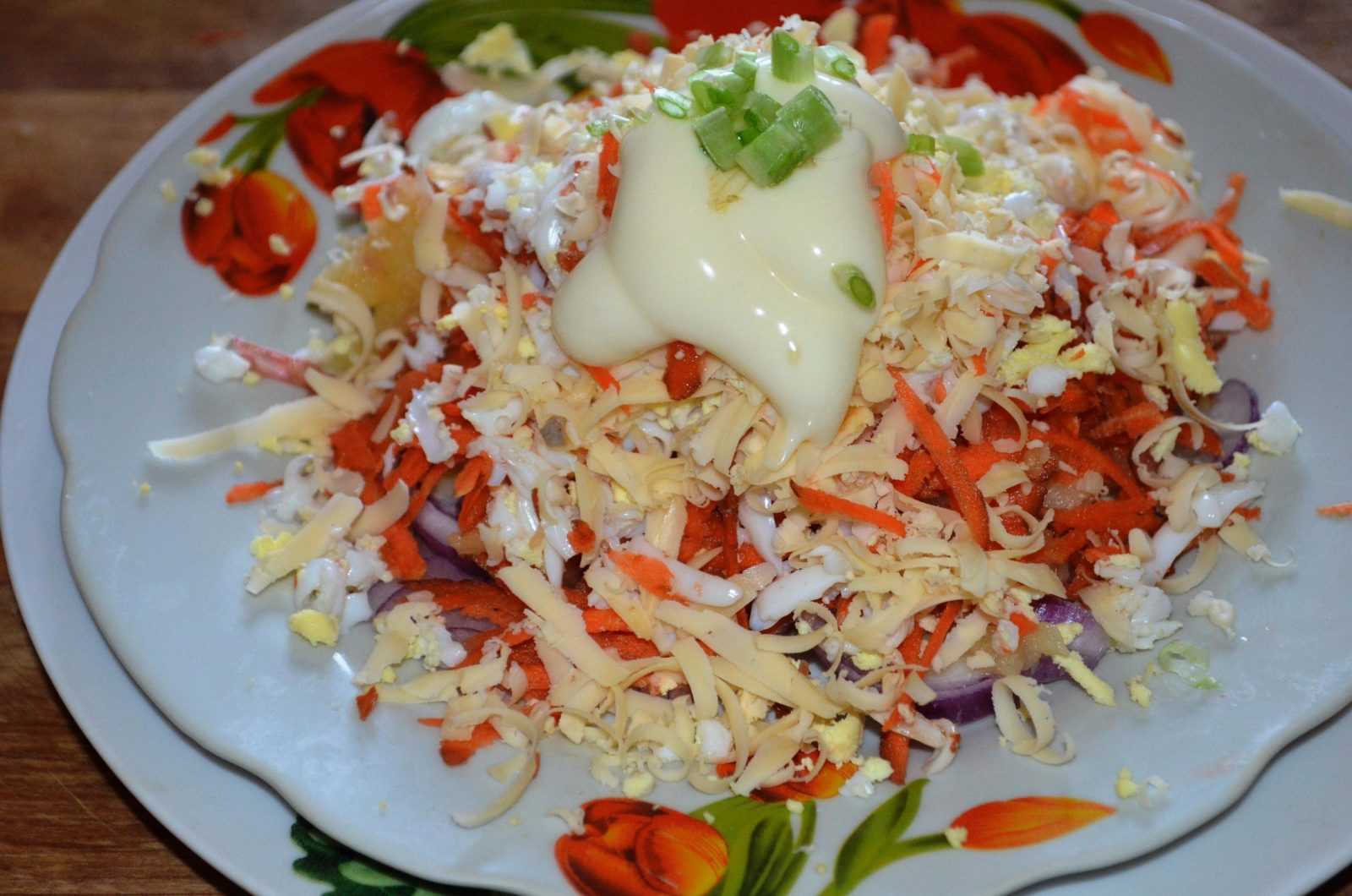 Необычные салаты на праздничный стол: простые и вкусные рецепты