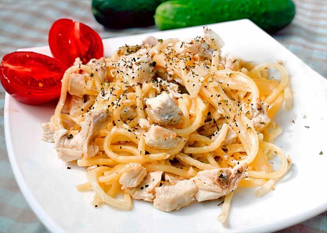 10 вкусных и простых рецептов пасты с курицей