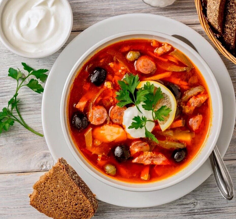 Рецепт солянки: классическая мясная сборная солянка в домашних условиях