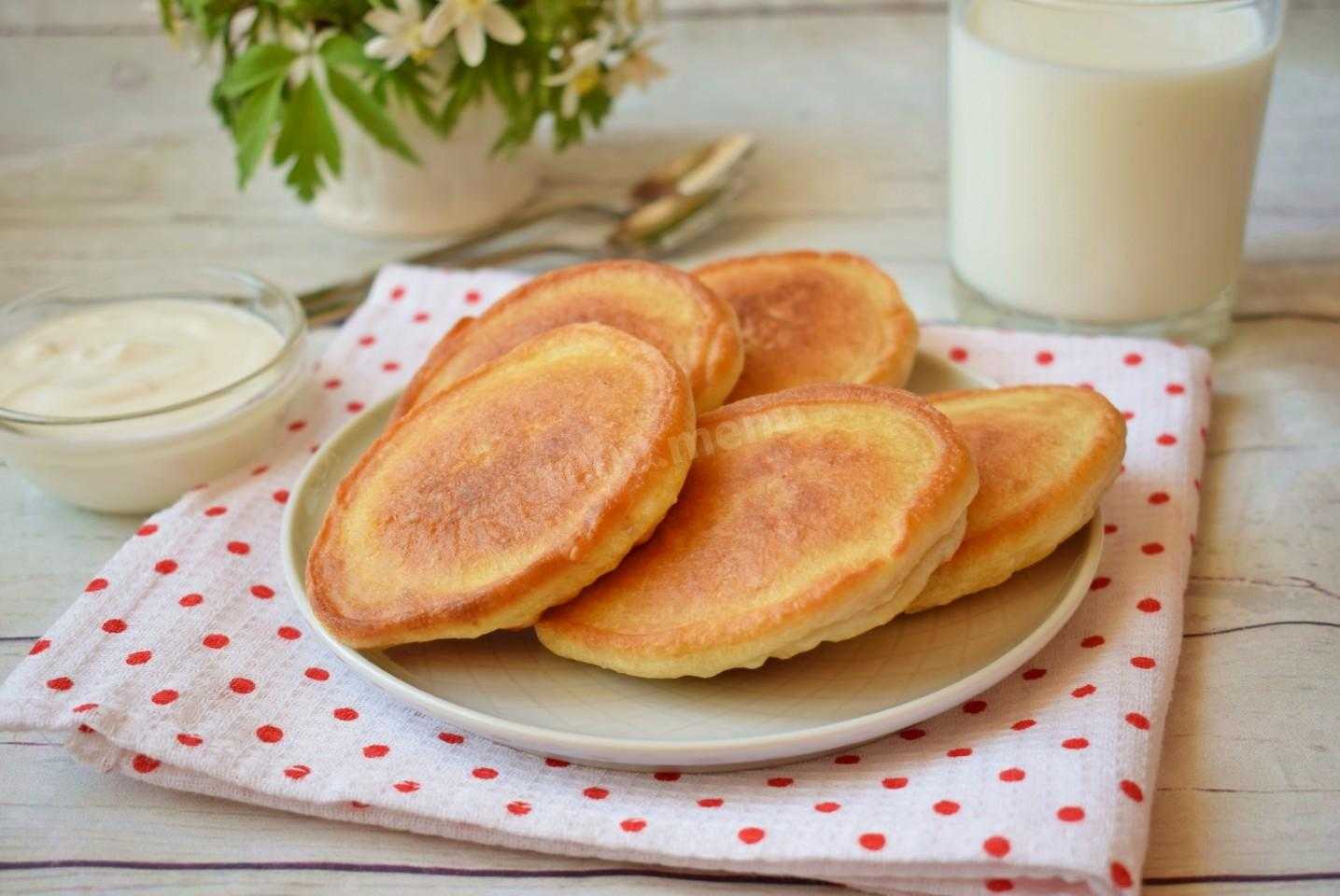 Яблочные оладьи