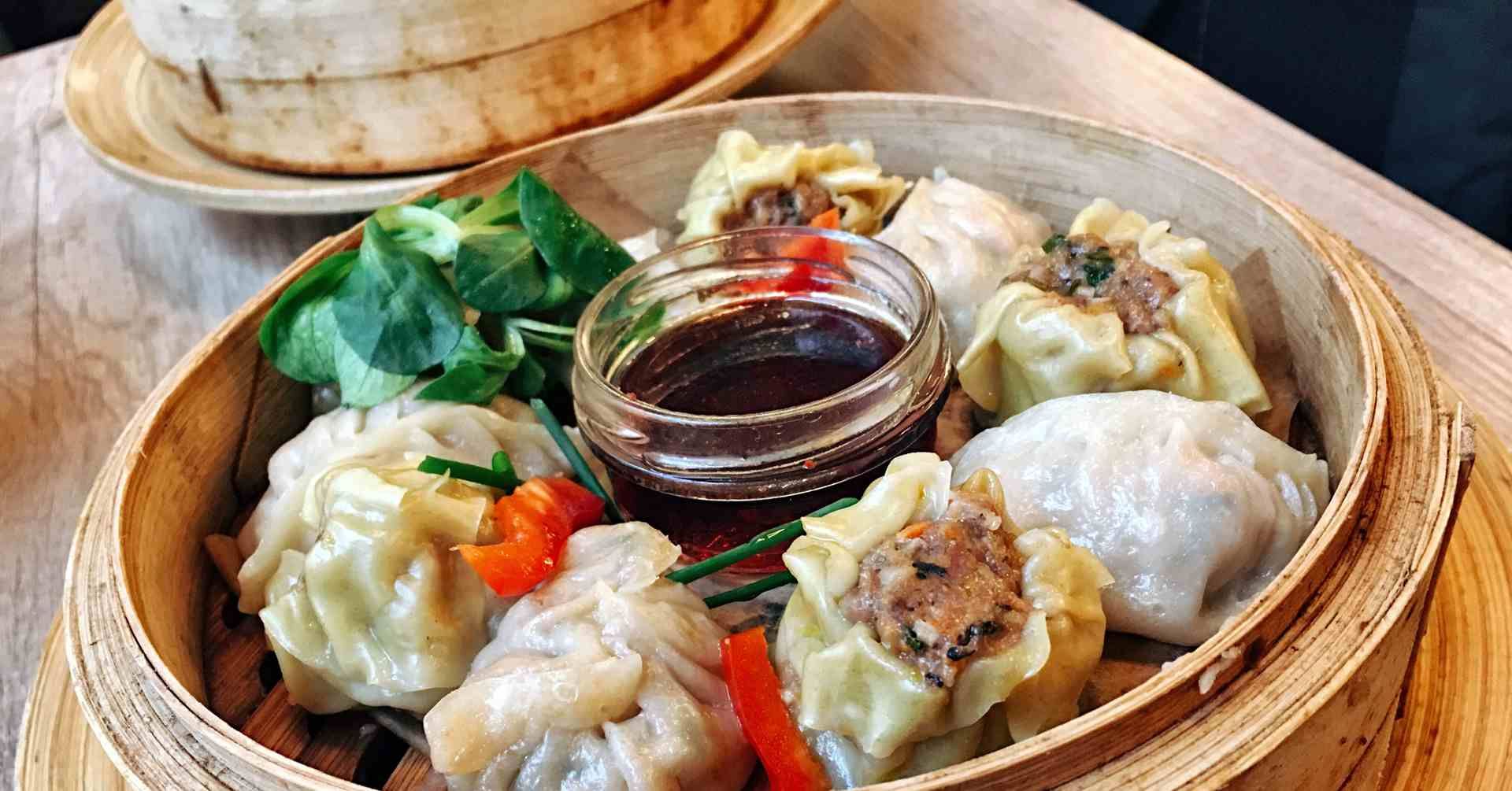 Рецепт блюда Вонтоны с креветками и курицей