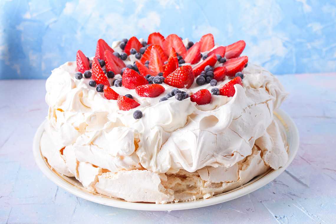 Торт безе Павлова готовим вкусный десерт дома Тонкости приготовления торта Павлова