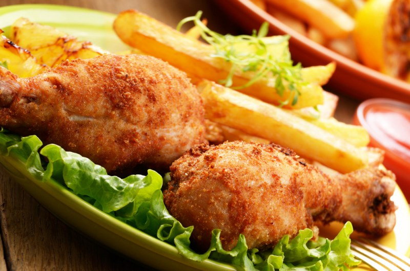 Курица жареная на сковороде кусочками — простые рецепты вкусных блюд с курицей