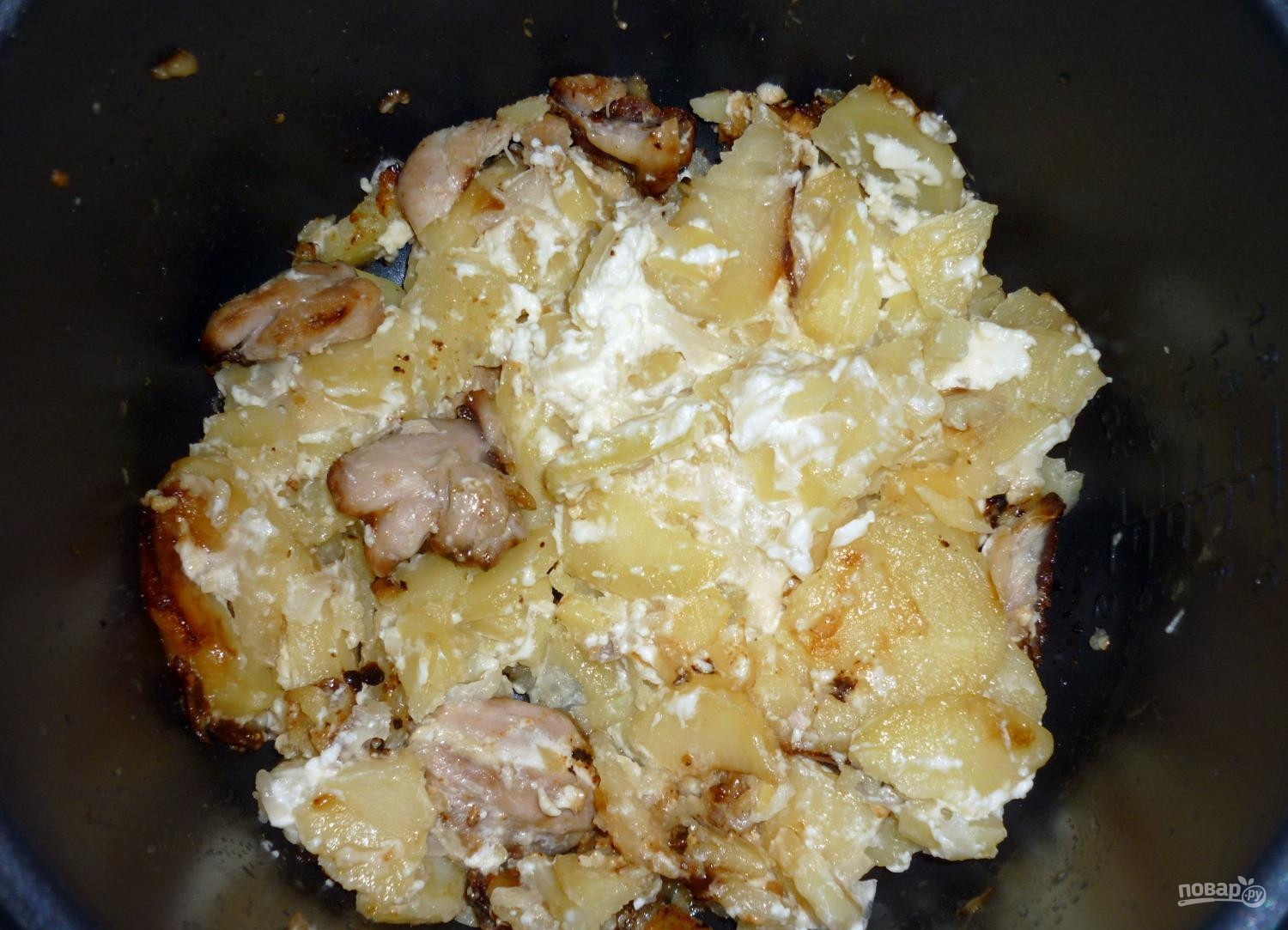Тушеная картошка с курицей в мультиварке